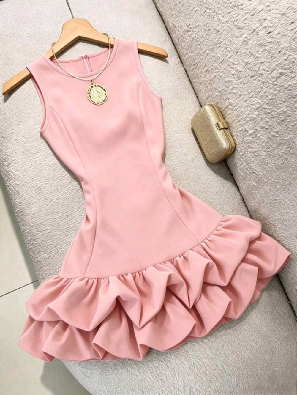 Women's Solid Color Round Neck Sleeveless Ruffle Elegant Mini Dress